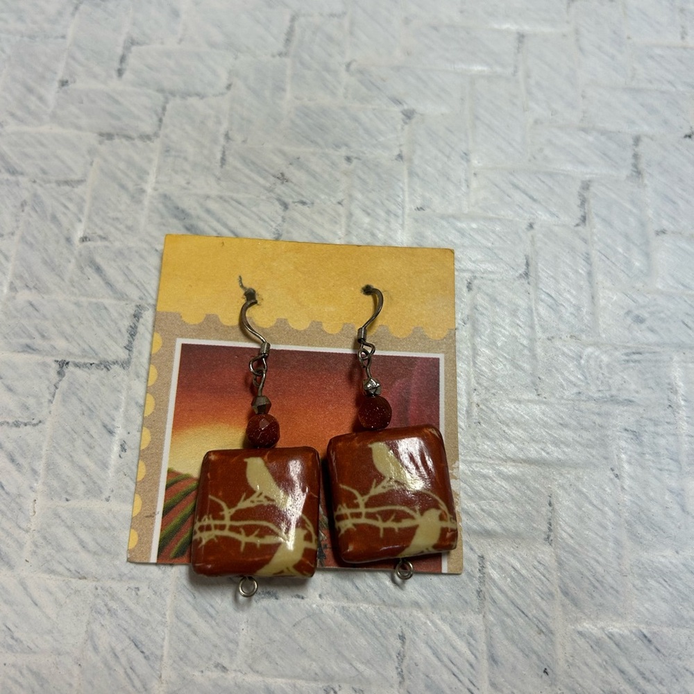 Elegant Brown and Cream Earrings